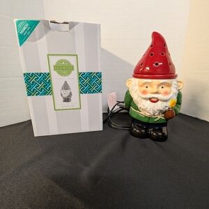 2017 Scentsy Home  Garden Gnome Warmer Of The Month March Full Large Size